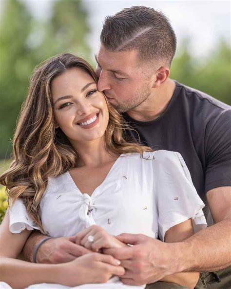 Tim Tebow ESPN, Age, Wife, NFL, Salary, and Net Worth